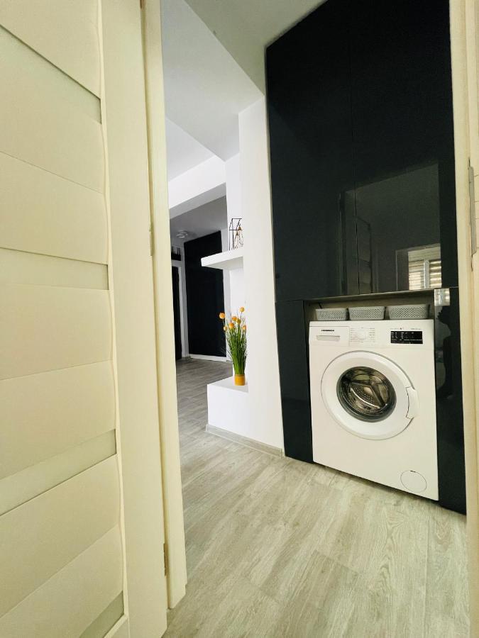 Timisoara Central Apartment New Parking !! Екстер'єр фото